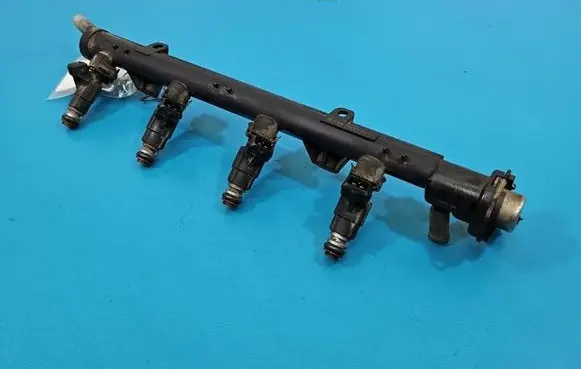 Volkswagen Golf III Fuel injector 030133319L IMPRK1589146