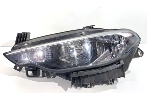 Fiat Tipo Headlight/headlamp 