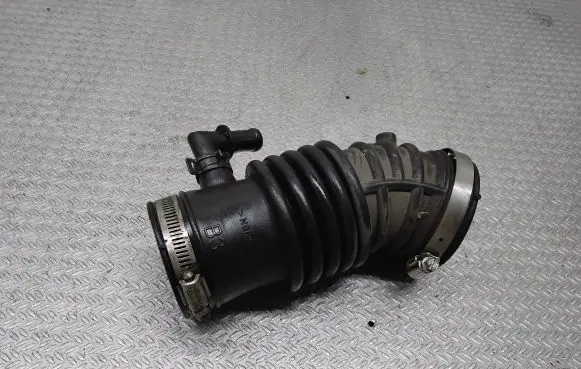 Nissan Primera Air intake duct part