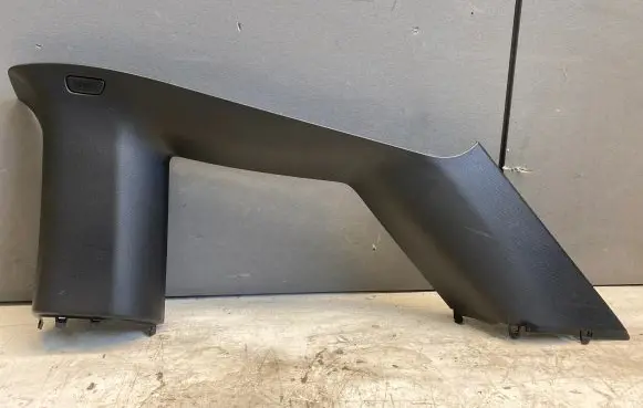 BMW i3 (C) pillar trim 7275670