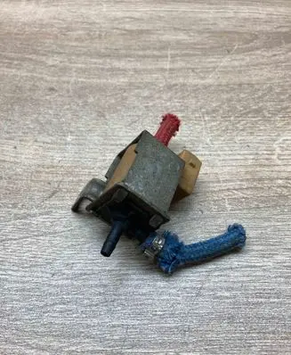 Vacuum pump