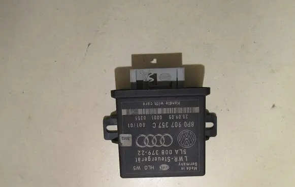 Audi A6 S6 C6 4F Light module LCM 8P0907357C 5LA00837922 0001035