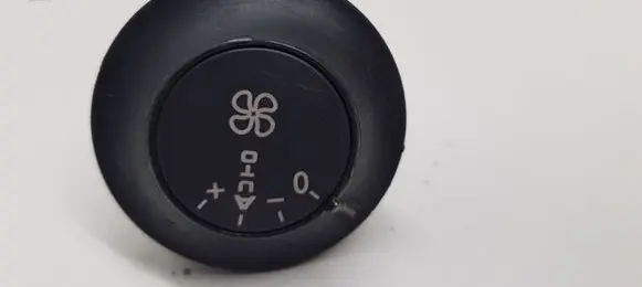 Peugeot 807 Interior fan control switch 