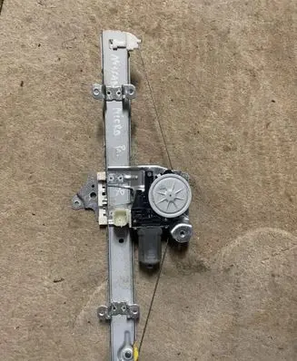 Nissan Micra K14 Front door window regulator with motor 807315FA1A 0620403850