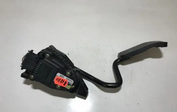 Volkswagen Sharan Accelerator throttle pedal 7m4721603e ym219f836ga