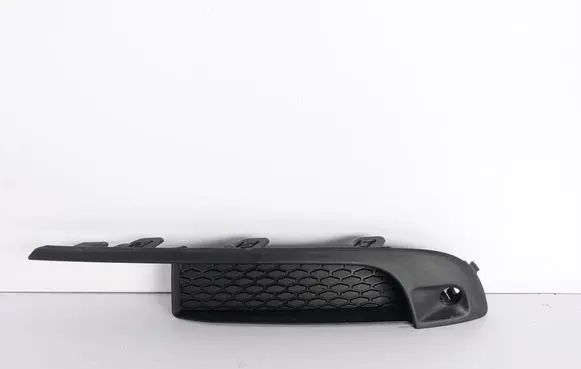 Porsche Macan (95B) Front bumper lower grill 95B807824A