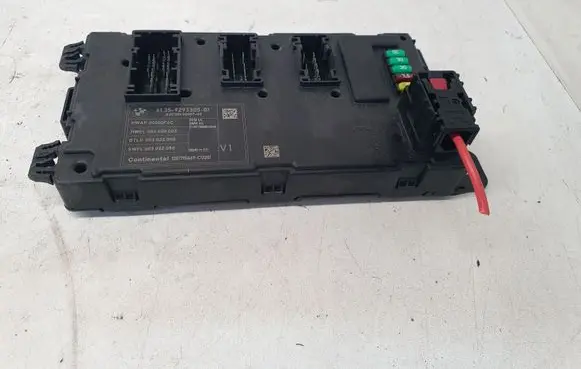 BMW 5 F10 F11 Fuse module 6135929330501