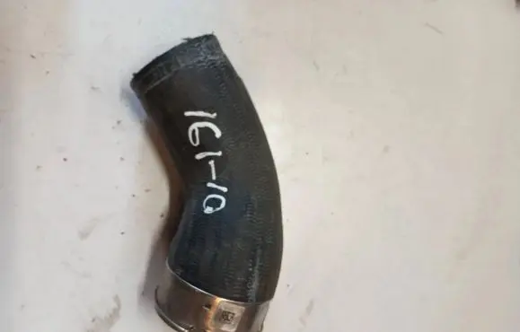 Volvo S60 Intercooler hose/pipe 31686563