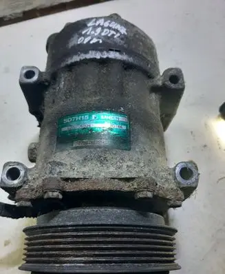 Renault Laguna I Air conditioning (A/C) compressor (pump) 1220706934