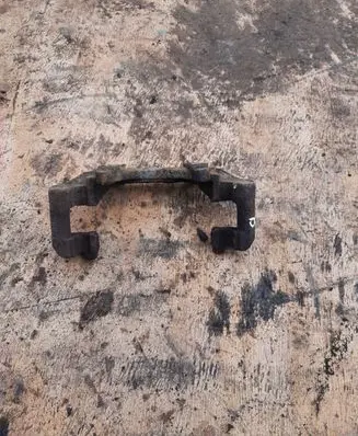 Volkswagen PASSAT B5.5 Front Brake Caliper Pad/Carrier 