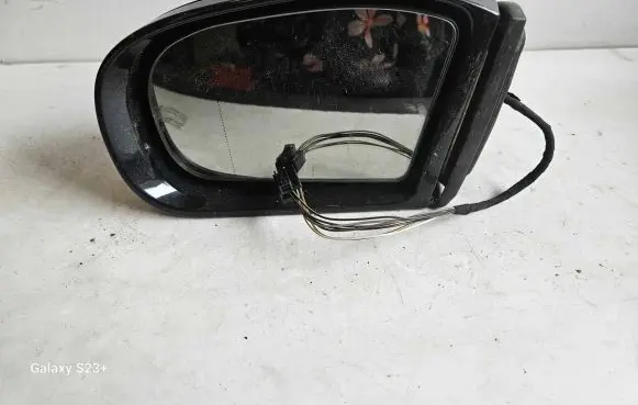 Mercedes-Benz C W203 Front door electric wing mirror 413133417