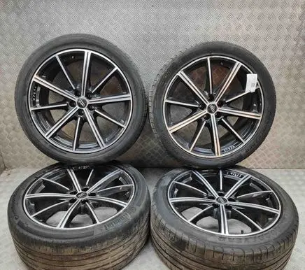 Audi Q7 4M R21 alloy rim 4M0601025CC