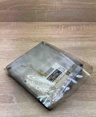 Toyota Corolla E120 E130 Engine control unit/module ECU 8966612320 1758005041