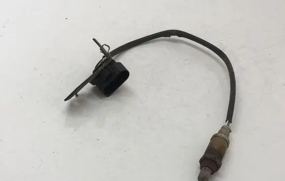 Audi A4 S4 B5 8D Lambda probe sensor 030906265 0258003544