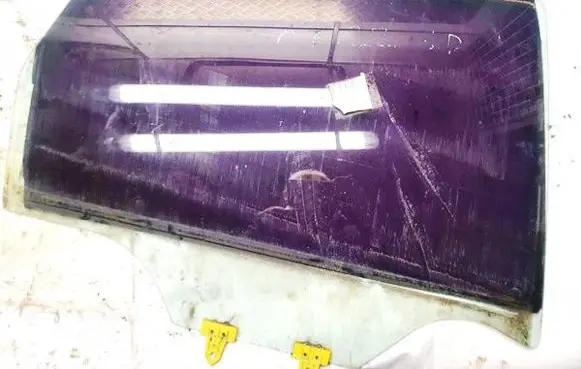 Nissan Qashqai Rear door window glass
