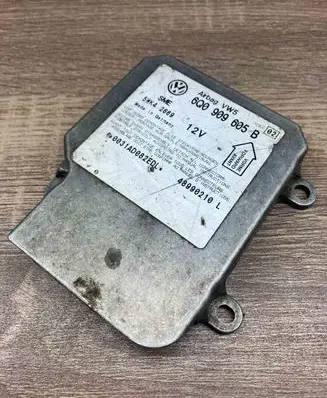 Volkswagen PASSAT B5 Airbag control unit/module 6Q0909605B 5WK42869