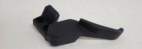 Volkswagen PASSAT B5.5 Engine bonnet (hood) release handle 3B1823533