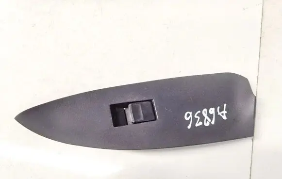 Toyota RAV 4 (XA30) Electric window control switch 7423242060 74232-42060