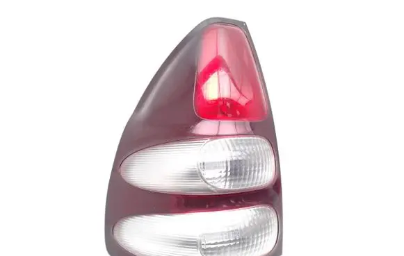 Toyota Land Cruiser (J120) Rear/tail lights