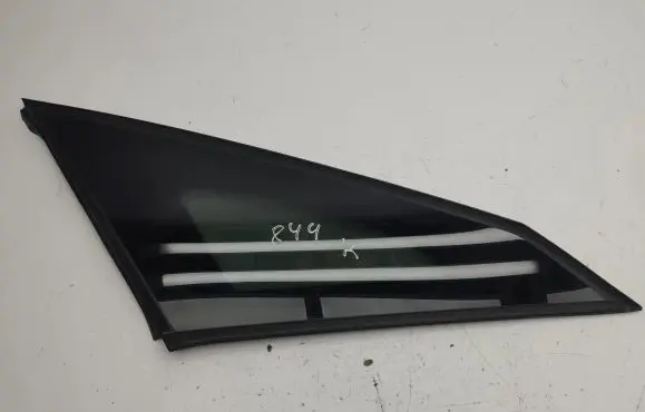 Citroen C4 III e-C4 Rear side window 9832918480