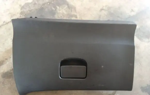 Nissan Micra Glove box 685101HB0A