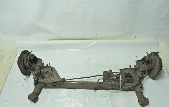 Nissan Leaf I (ZE0) Rear axle beam 
