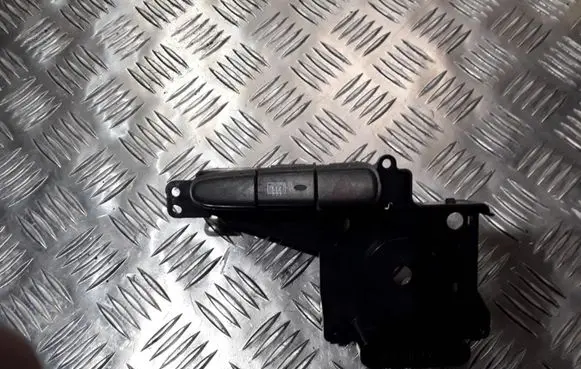 Toyota Yaris Hazard light switch