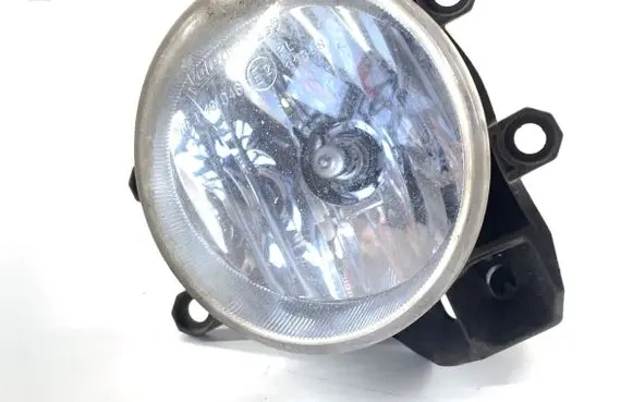 Toyota Yaris Front fog light 8121002110