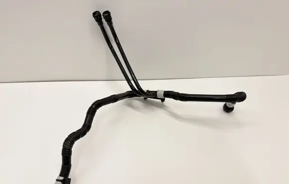 Tesla Model Y Engine coolant pipe/hose 164766500E