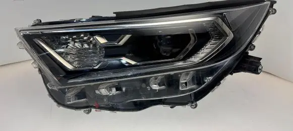 Toyota RAV 4 (XA50) Headlight/headlamp KK90156