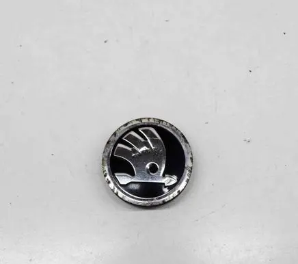 Skoda Superb B6 (3T) R20 wheel hub/cap/trim 5JA601151
