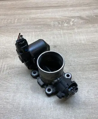 Toyota Avensis T250 Throttle body valve 1923002010