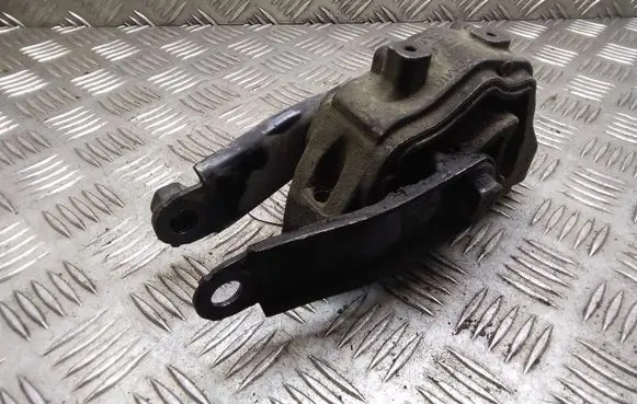 Volvo V60 Engine mount bracket 30748173 30671219 8070M18