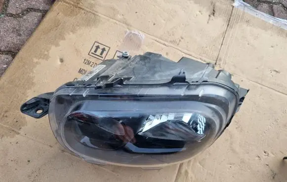 Citroen C3 Headlight/headlamp 9820059680 90097902