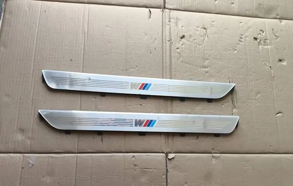 BMW 1 E81 E87 Front sill trim cover 7906817 51777139161 7906818