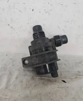 BMW X5 F15 Electric auxiliary coolant/water pump 9197085