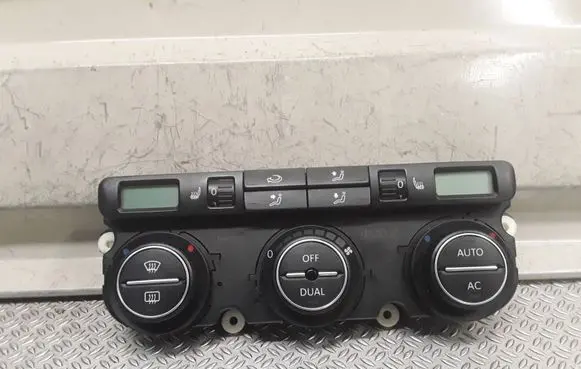 Volkswagen Golf Plus Climate control unit 78888415