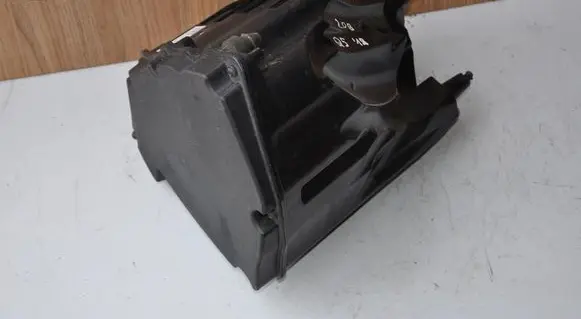 Audi Q5 SQ5 Air filter box 80A133835AC