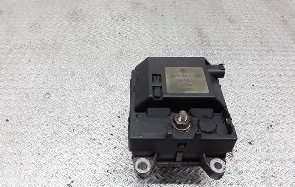 Mercedes-Benz S W220 Electric engine pre-heating system (optional) A0001591104