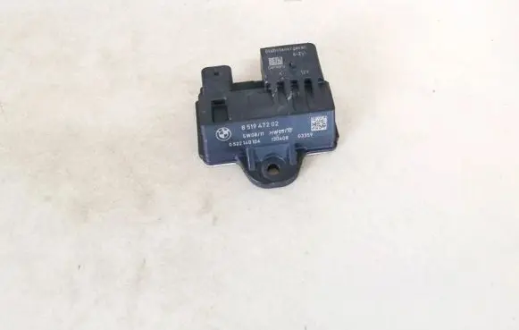 BMW 5 GT F07 Glow plug pre-heat relay 0522140104 851947202