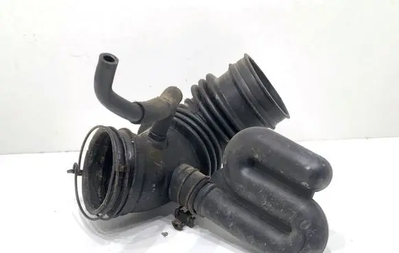 Hyundai Tucson JM Air intake hose/pipe 281922E000