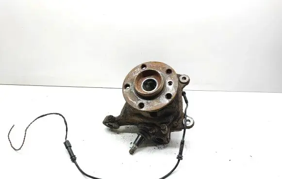 BMW X3 F25 Front wheel hub spindle knuckle