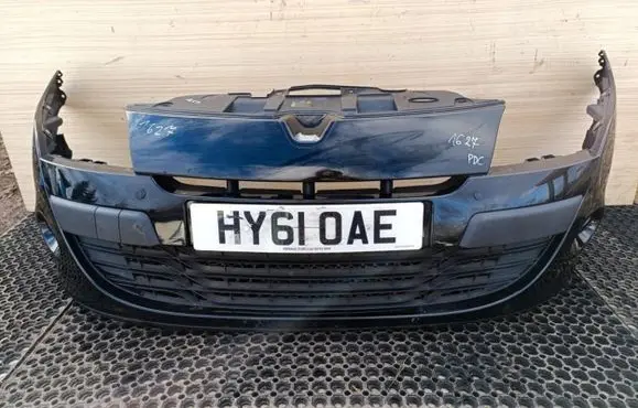 Renault Megane III Front bumper