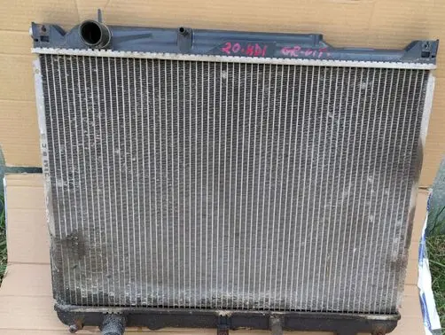Suzuki Grand Vitara I Coolant radiator
