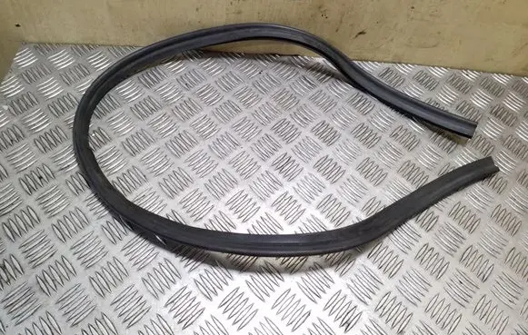 Volkswagen Tiguan Engine compartment rubber 5N0823723A