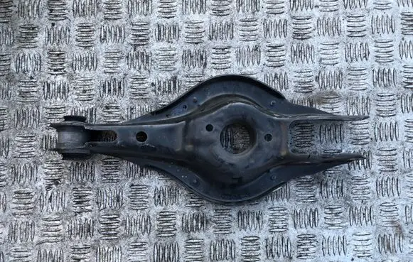 BMW 4 F32 F33 Rear control arm 6867540