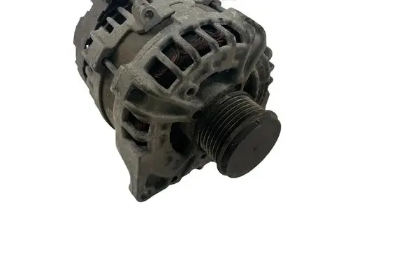 Mercedes-Benz B W246 W242 Generator/alternator A0009063822