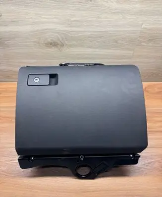 Volkswagen PASSAT B6 Glove box 3C1857101 P0108675 T0024242