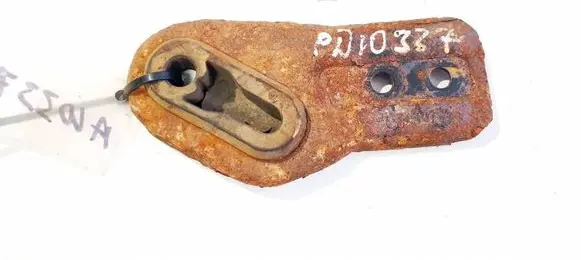 Radiator mount bracket