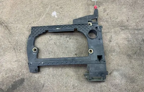 BMW 5 E39 Front door exterior handle/bracket 